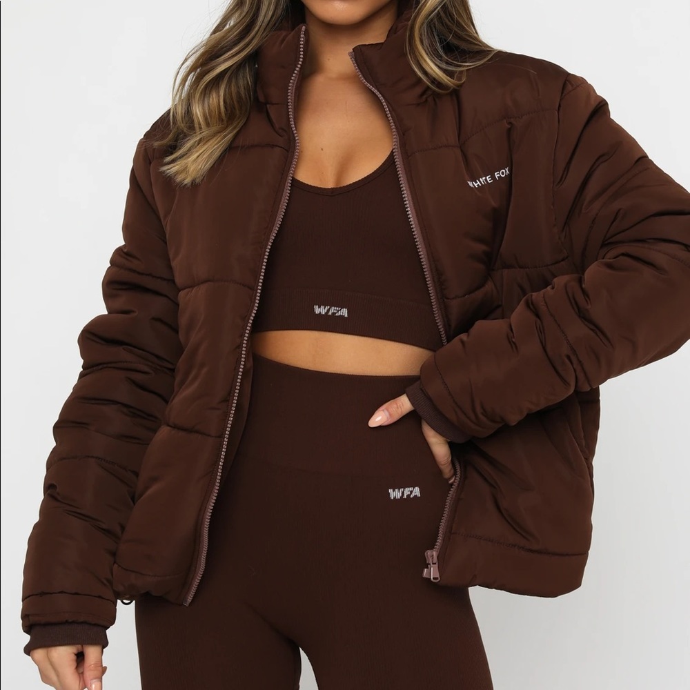 White Fox Not Giving In Puffer Jacket in Chocolate